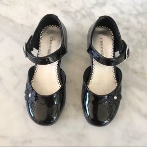 Little Girl black dress shoes size 6